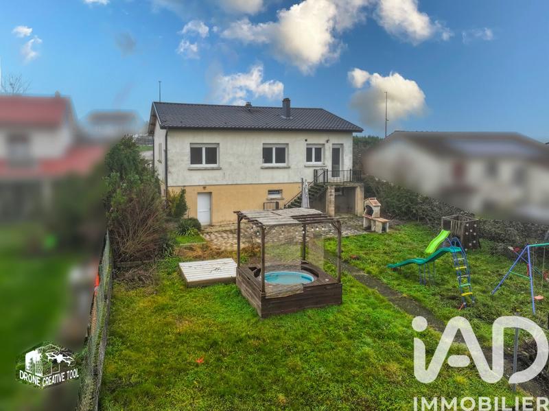 Maison - 97 m² - 5 pièces