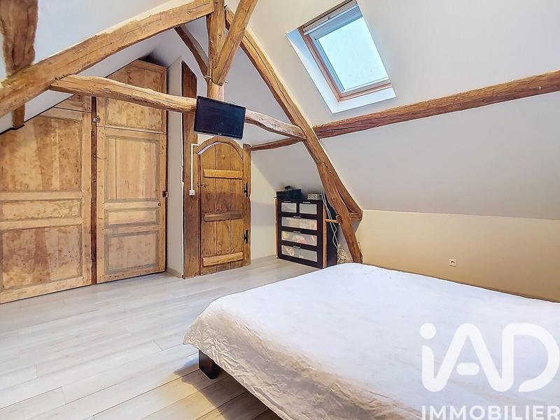 Maison - 167 m² - 8 pièces