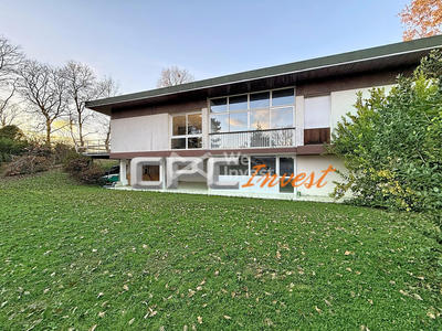 Maison - 162 m² - 6 pièces