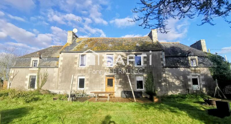 Maison - 180 m² - 8 pièces