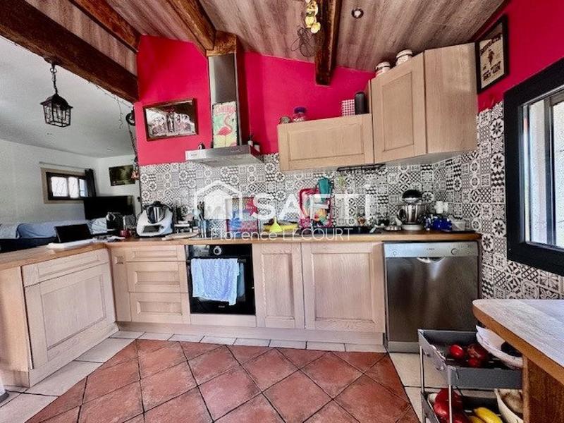 Maison - 94 m² - 3 pièces