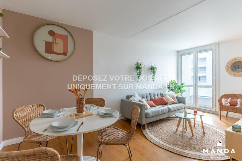Chambre - 10 m² - 4 pièces