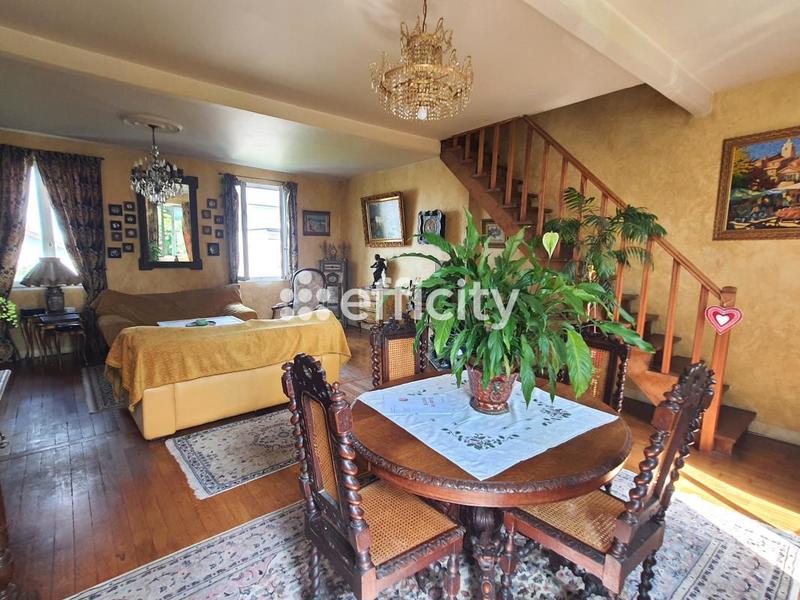 Maison - 146 m² - 7 pièces