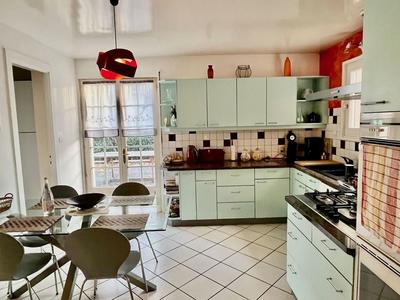 Maison - 127 m² - 5 pièces