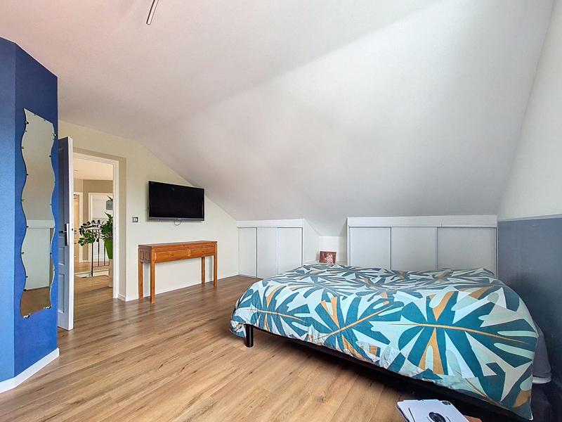 Maison contemporaine - 212 m² - 6 pièces