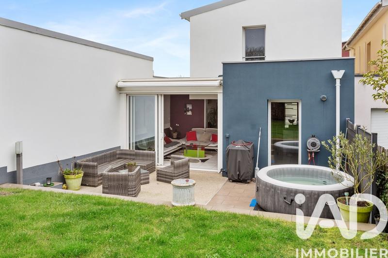 Maison de ville - 113 m² - 6 pièces