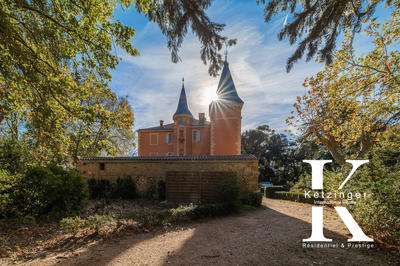 Château - 1 450 m² - 28 pièces