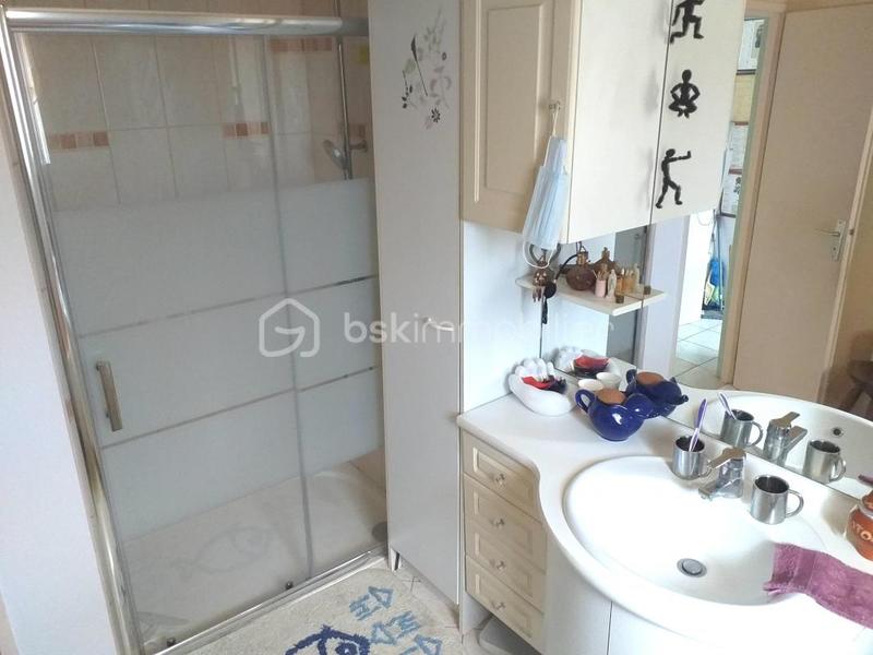 Maison - 140 m² - 7 pièces