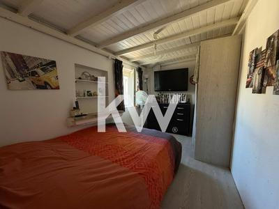 Maison - 92 m² - 5 pièces