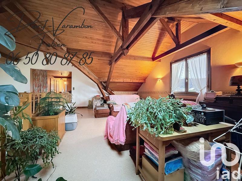 Maison - 216 m² - 7 pièces