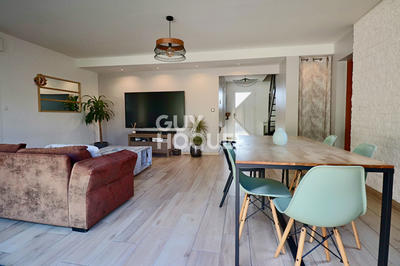 Maison - 150 m² - 7 pièces