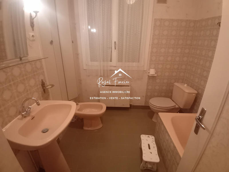 Maison - 196 m² - 5 pièces