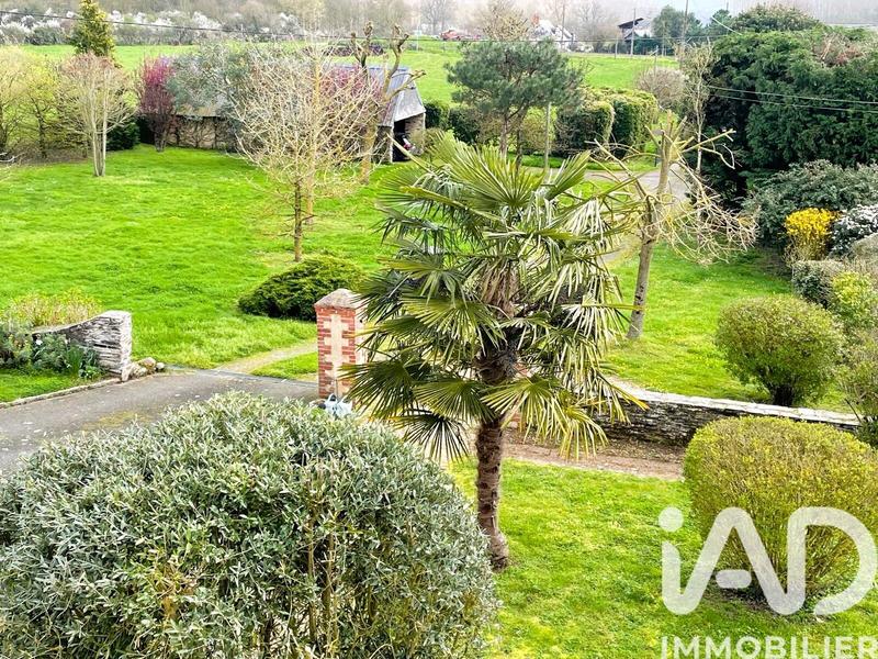 Maison - 196 m² - 6 pièces