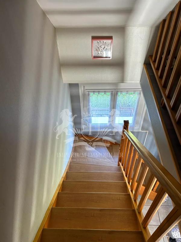 Maison - 100 m² - 6 pièces