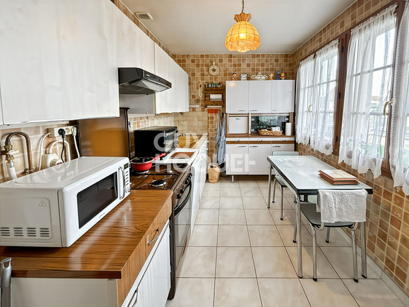 Maison - 103 m² - 6 pièces