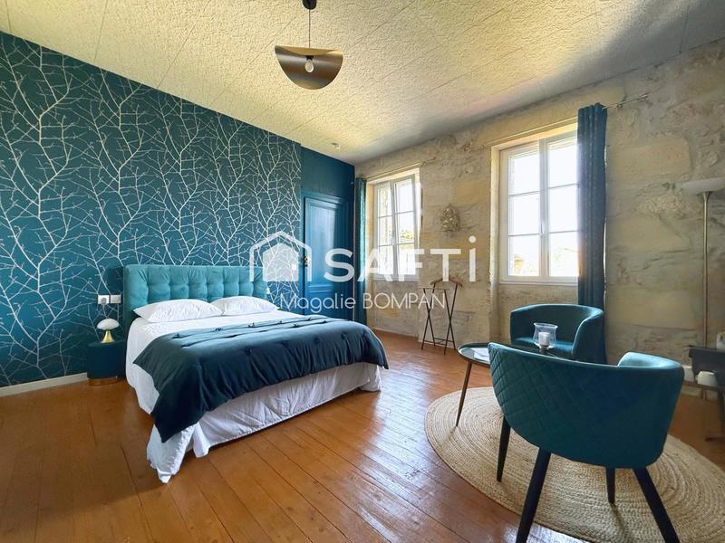 Maison de maîtres - 320 m² - 12 pièces