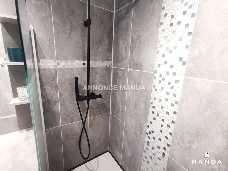 Chambre - 10 m² - 4 pièces