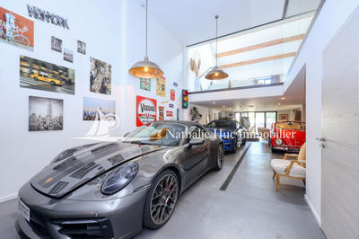 Maison - 263 m² - 5 pièces