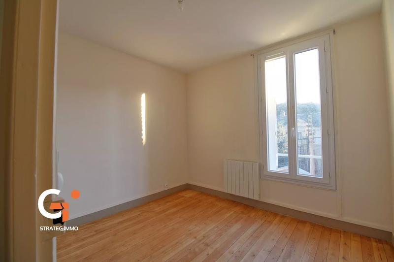 Appartement - 74 m² - 5 pièces