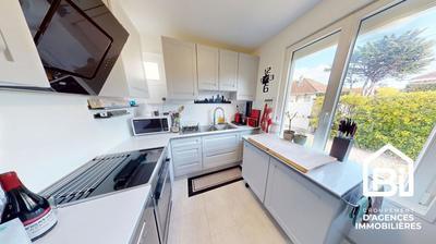 Maison - 125 m² - 7 pièces