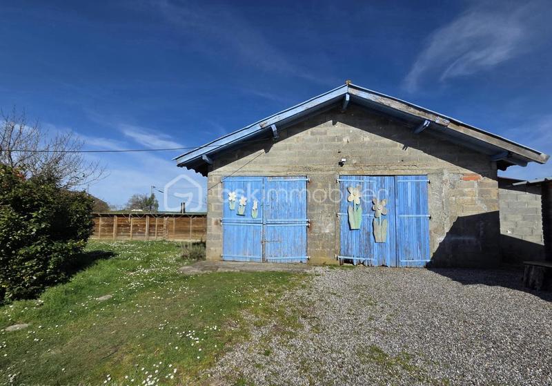 Maison - 186 m² - 8 pièces