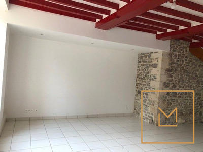 Maison - 92 m² - 5 pièces