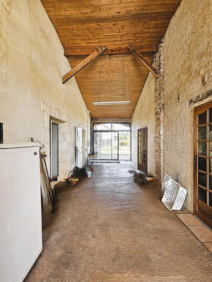 Maison - 400 m² - 18 pièces