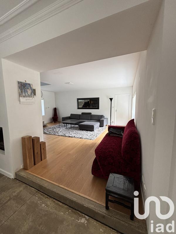 Maison - 260 m² - 7 pièces