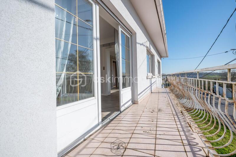 Maison - 152 m² - 7 pièces