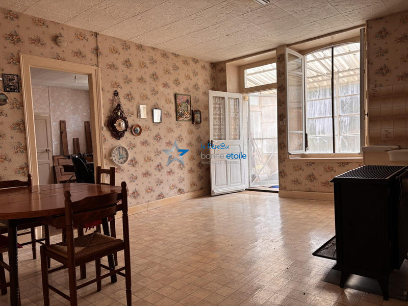 Maison ancienne - 272 m² - 10 pièces