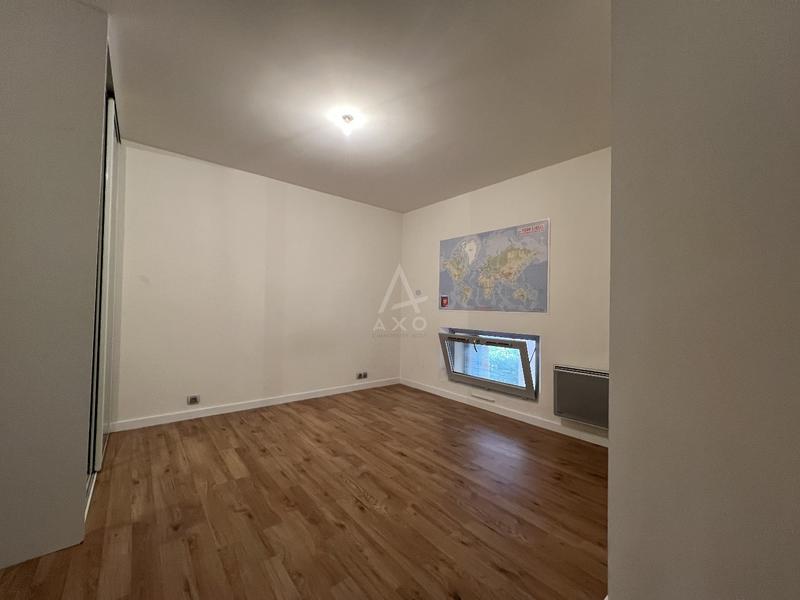 Appartement - 95 m² - 4 pièces