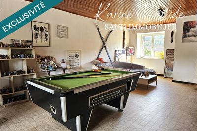 Maison - 240 m² - 10 pièces