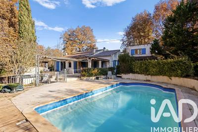 Maison - 170 m² - 5 pièces