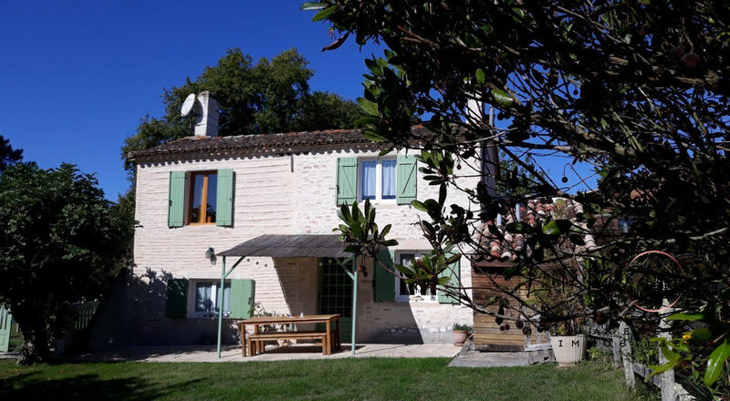 Maison ancienne - 310 m² - 12 pièces