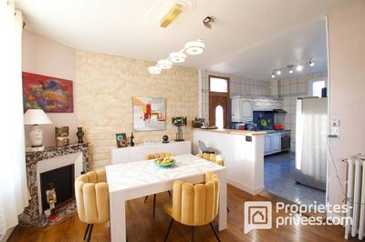 Maison - 104 m² - 5 pièces