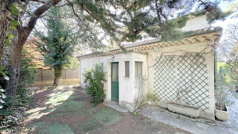 Maison - 260 m² - 10 pièces