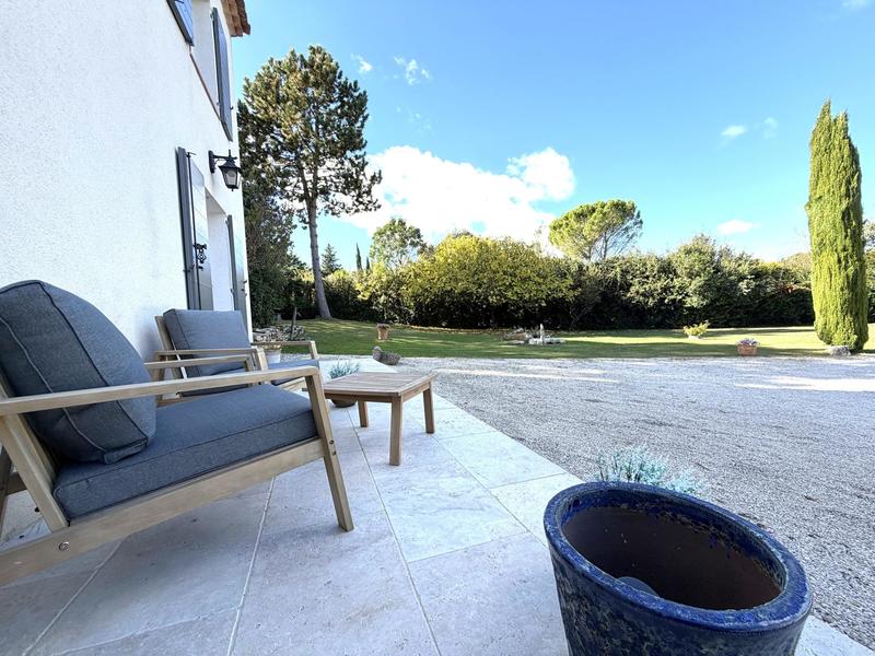 Bastide - 241 m² - 7 pièces