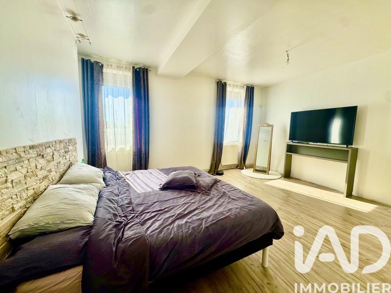 Maison - 363 m² - 7 pièces