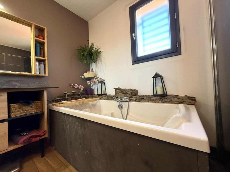 Maison - 88 m² - 4 pièces