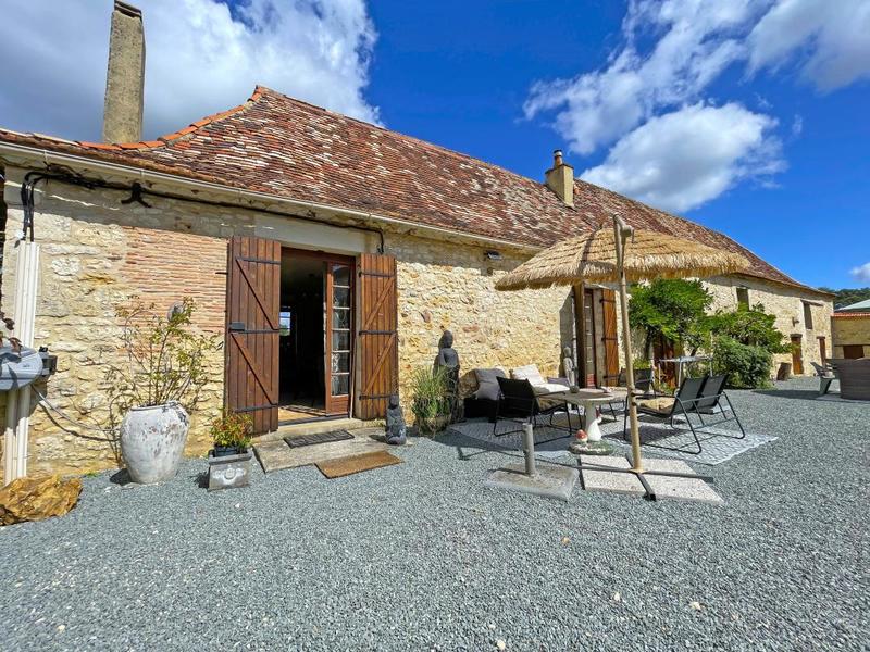 Maison - 281 m² - 7 pièces