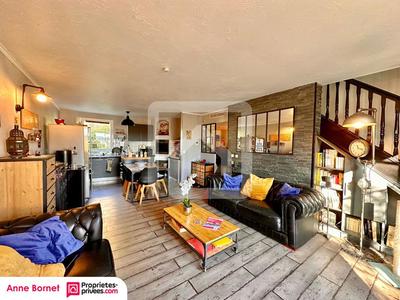 Maison - 97 m² - 5 pièces