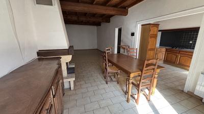 Maison de village - 110 m² - 3 pièces