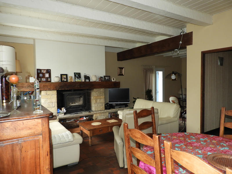 Maison - 250 m² - 5 pièces