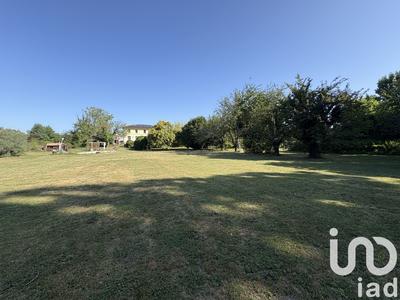 Maison - 325 m² - 9 pièces