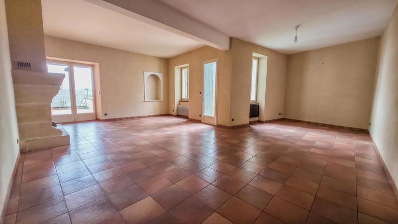Maison - 228 m² - 9 pièces