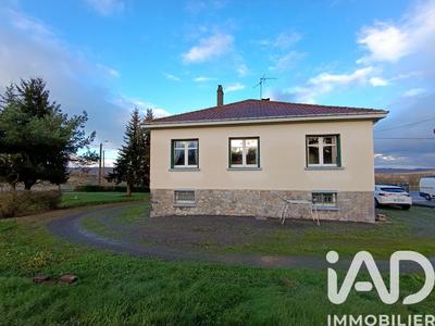 Maison - 80 m² - 5 pièces