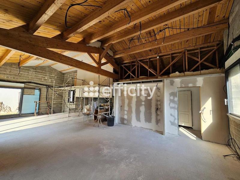 Maison - 170 m² - 5 pièces