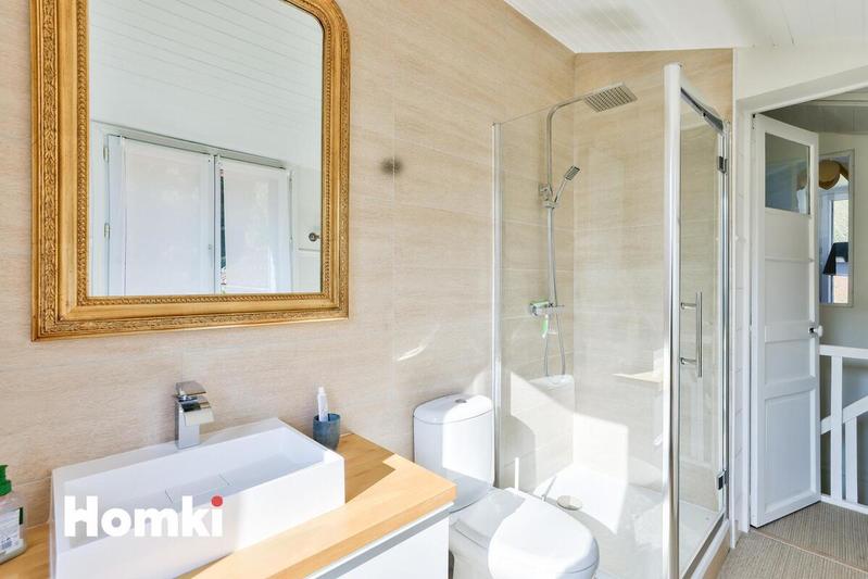 Appartement - 100 m² - 4 pièces