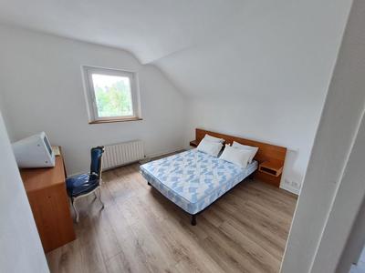 Maison - 255 m² - 8 pièces