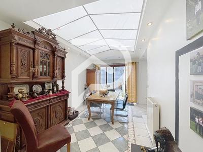 Immeuble - 154 m² - 6 pièces